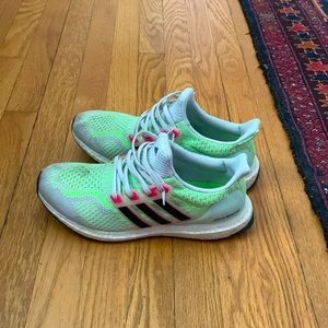 Lightly used neon adidas ultra boost 9.5 size